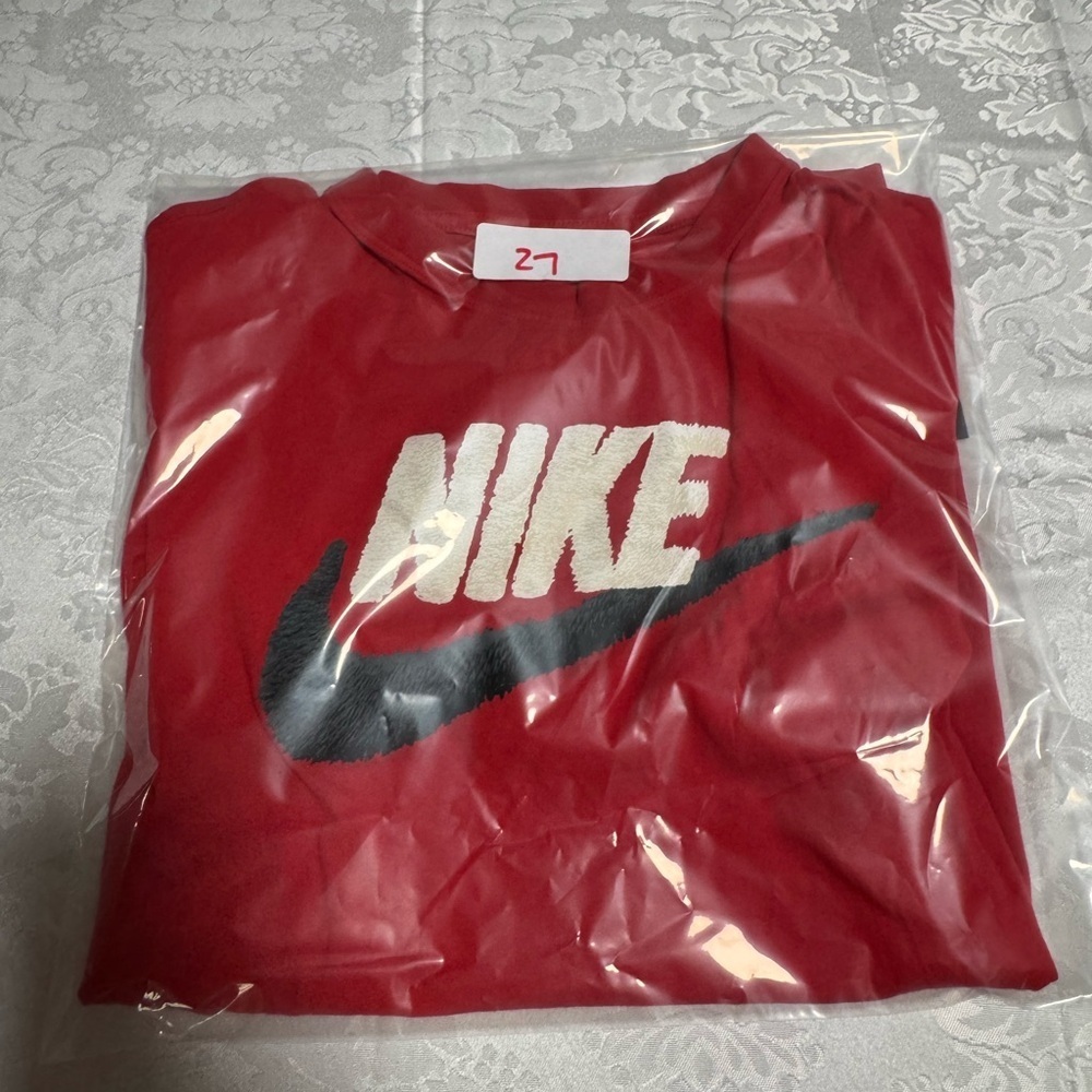 Nike Red Short Sleeve Tee - Picture 5 of 5